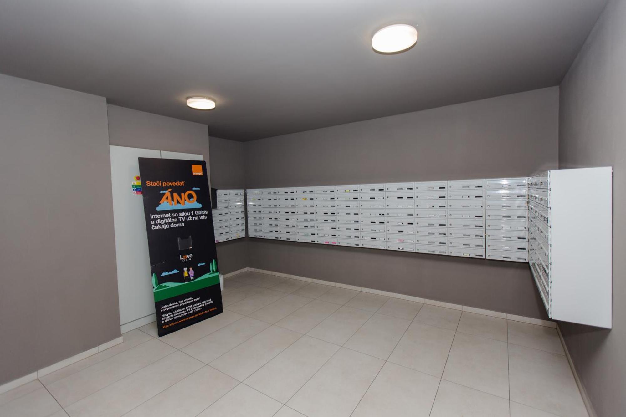 Apartment Near The Ondrej Nepela Winter Stadium Μπρατισλάβα Εξωτερικό φωτογραφία